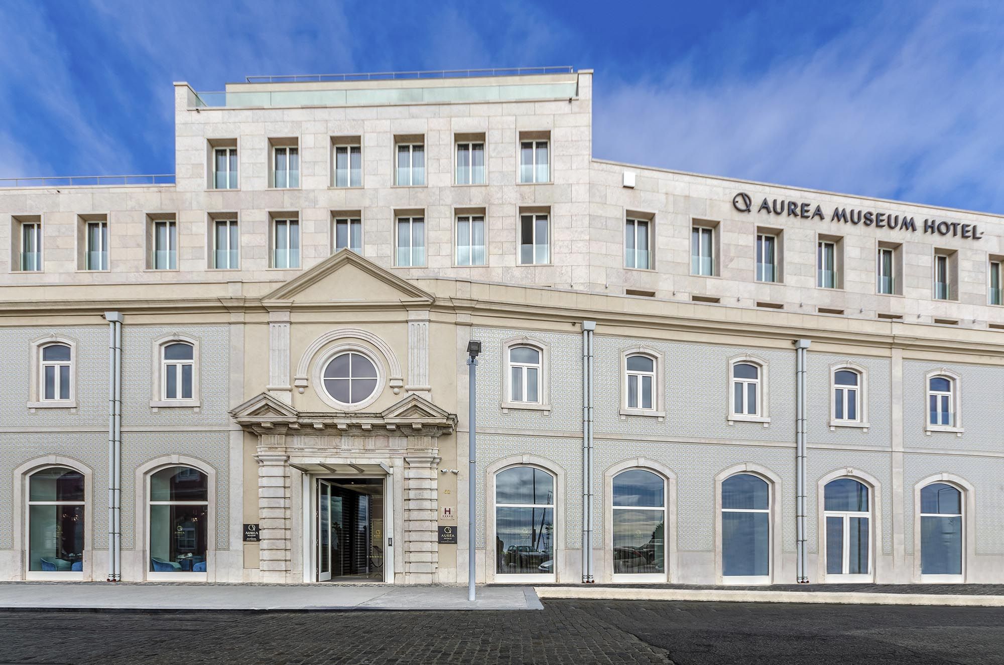 Fachada del Áurea Museum.
