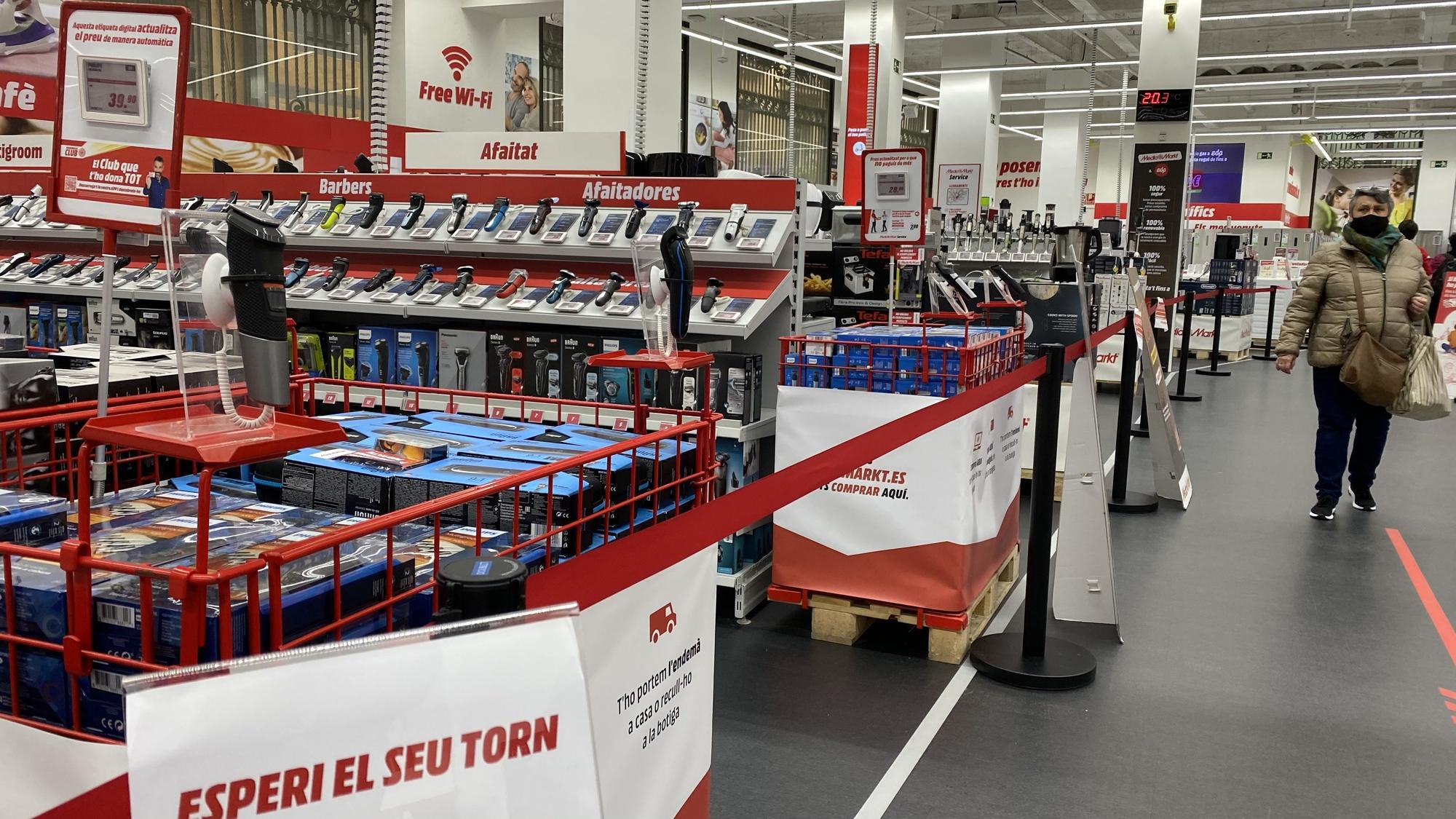 Tienda de Mediamarkt en plena pandemia.