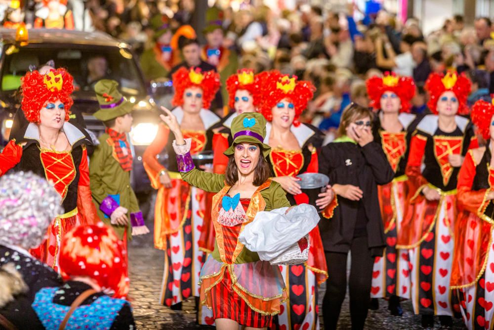 Desfile de carrozas de las fiestas de Benidorm