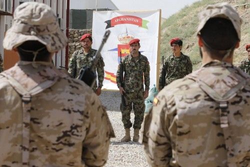 MORENÉS EN AFGANISTÁN PARA CEDER LA BASE DE QALA I NAW Y SALIR DE BADGHIS