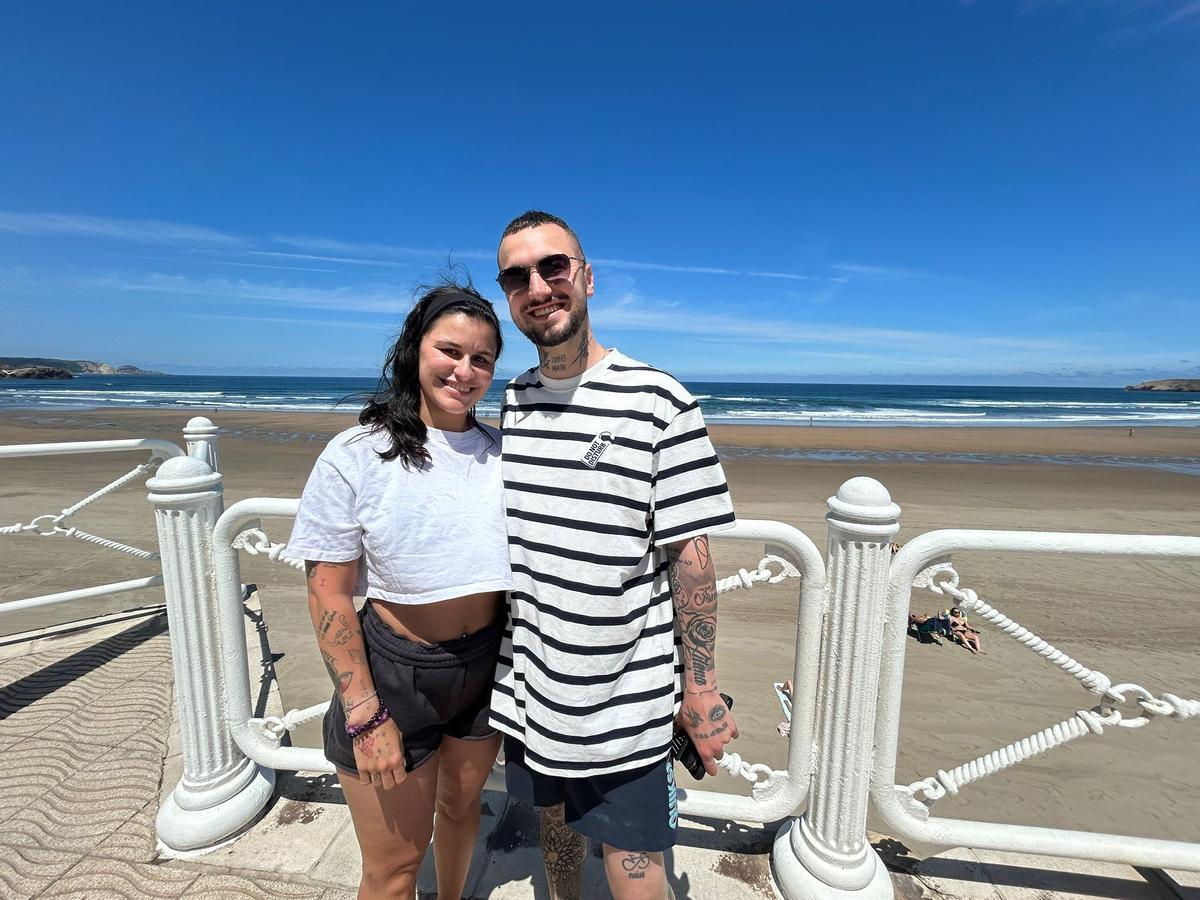EN IMÁGENES: Las playas de Castrillón recibena a los primeros socorristas del verano EN IMÁGENES: Las playas de Castrillón recibena a los primeros socorristas del verano