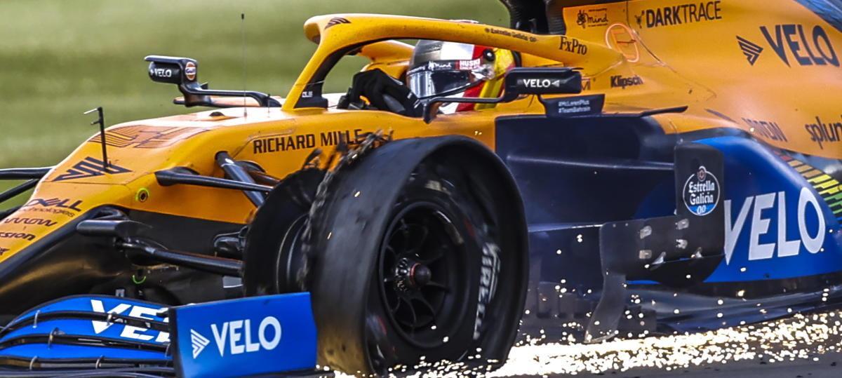 Carlos Sainz sufrió un pinchazo en las últimas vueltas.