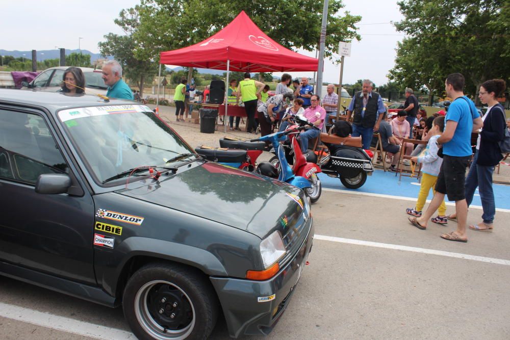 Peralada viu amb passió la Trobada Motor Clàssic