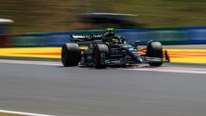 22 July 2023, Hungary, Budapest: British Formula One driver Lewis Hamilton of team Mercedes drives on the Qualifying of the Hungarian Grand Prix 2023 at the Hungaroring. Photo: Alessio De Marco/LPS via ZUMA Press Wire/dpa