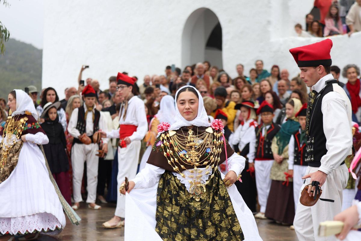 Ballada de la colla Es Broll