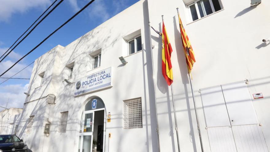 Imagen de la Policía Local de Sant Antoni