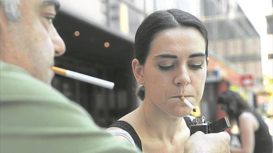 El consumo de tabaco causa al año 52.000 fallecimientos en España
