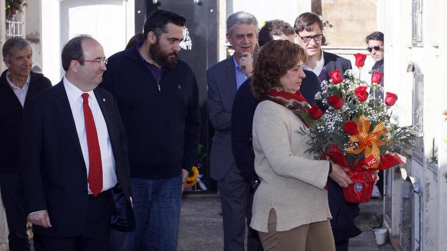 Homenatge a qui «ens fa a tots petits»