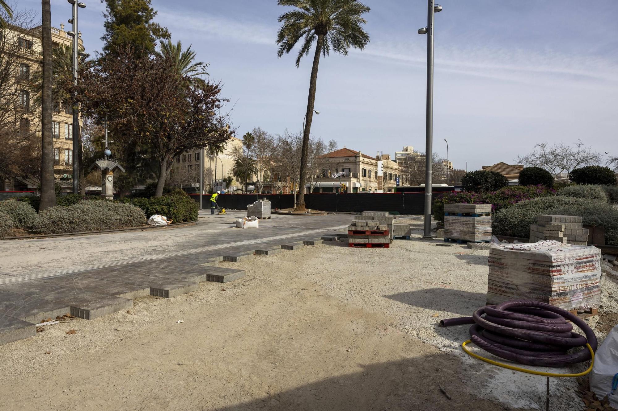 Fotos | La renovada plaza España de Palma