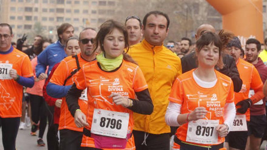 Dos corredoras en la carrera José Antonio Redolat