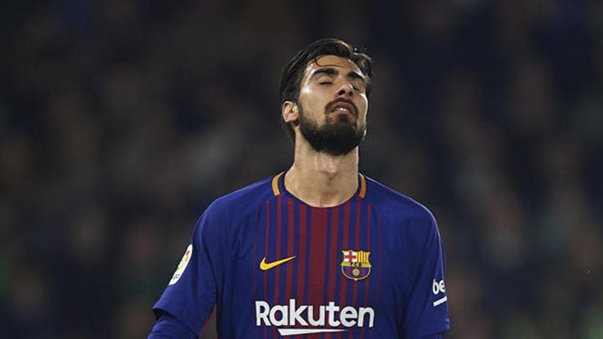 André Gomes se escapa sobre la bocina