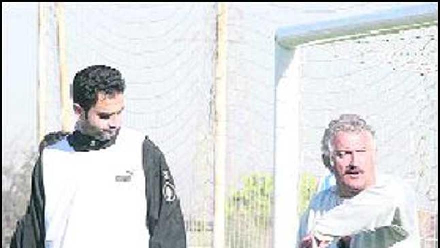 David Vidal, junto a Miguel en un entrenamiento con el Elche.