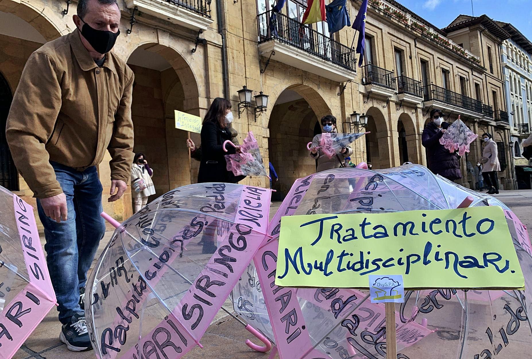 Concentración, este domingo, de Cocemfe, en Oviedo.