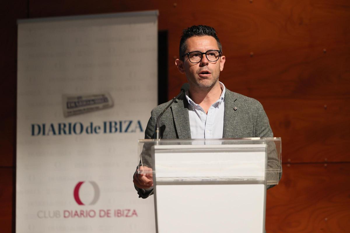 El alcalde de Ibiza, Rafael Triguero, en el encuentro