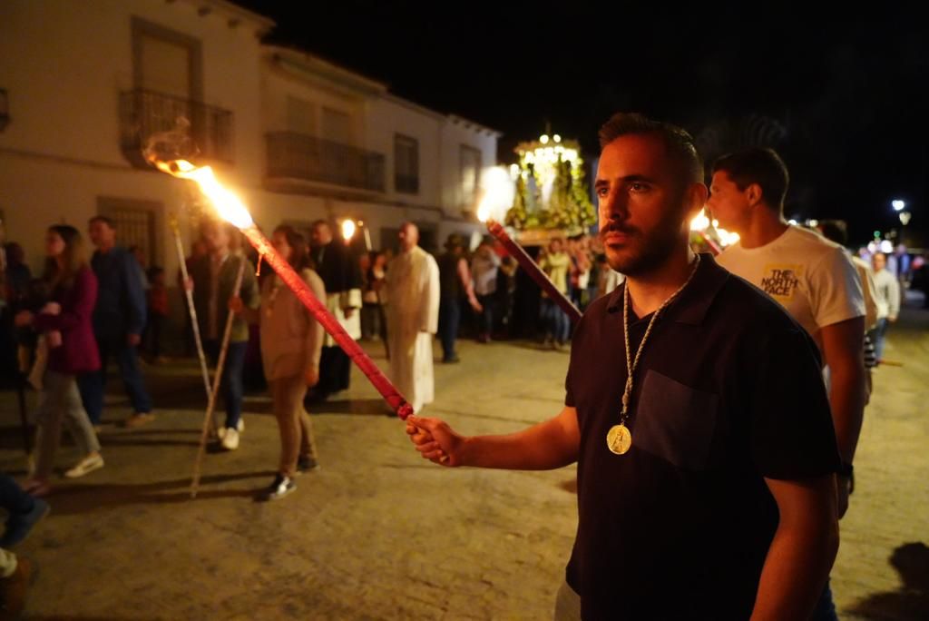 Entrada de la Virgen de la Antigua en Hinojosa