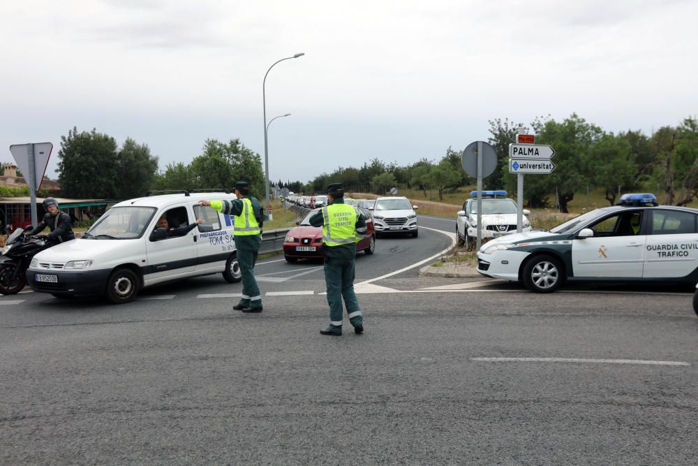 Colapso en las carreteras por la carrera ciclista