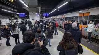 La huelga de maquinistas arranca con el incumplimiento de los servicios mínimos