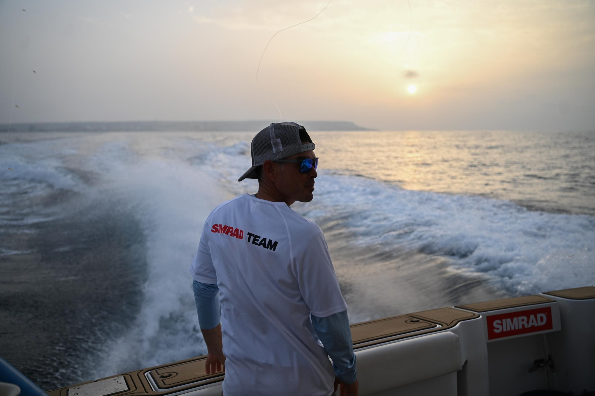 Un día a bordo del Artic pescando atunes rojos para marcarlos con GPS