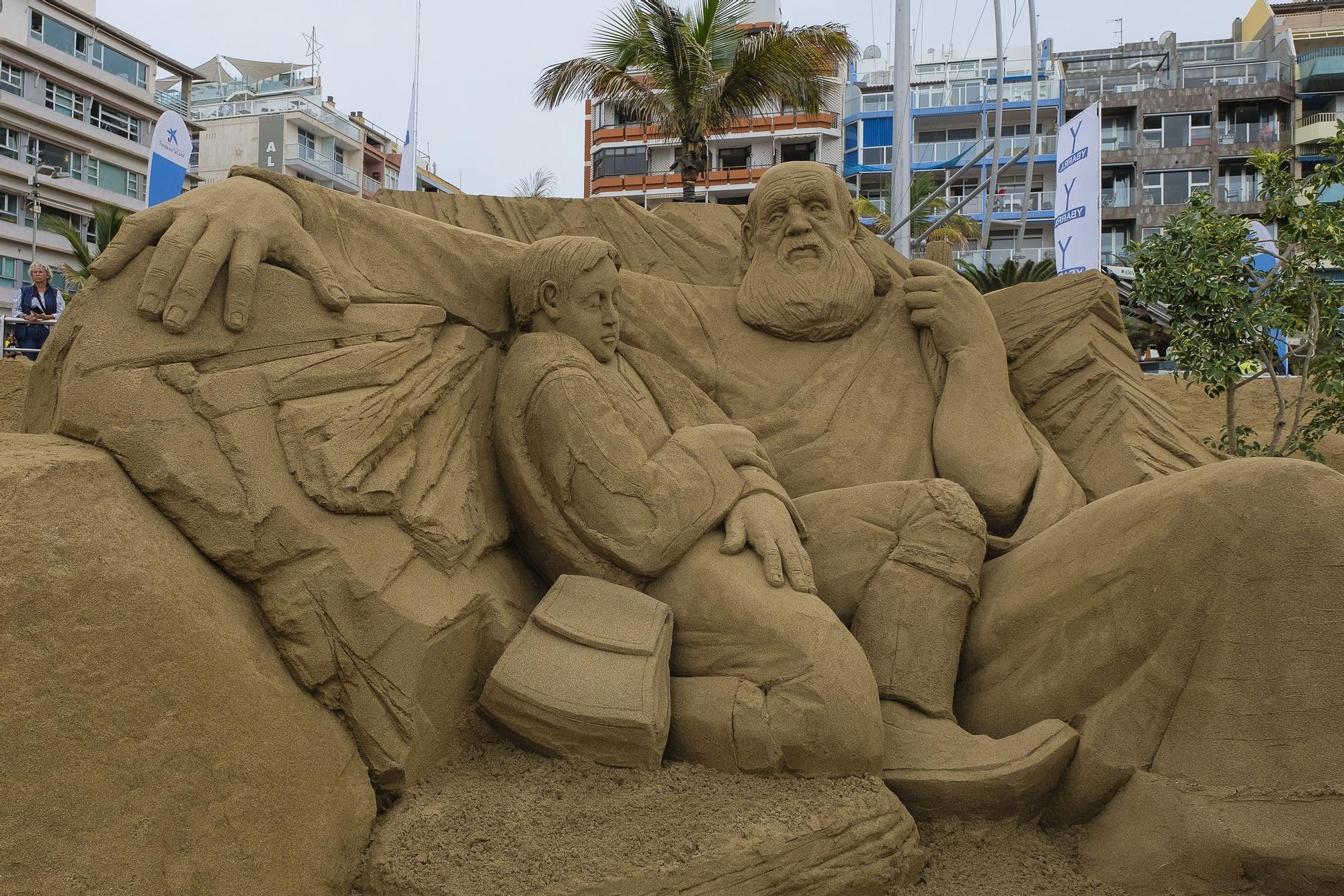 Inauguración del Belén de Arena en la playa de Las Canteras