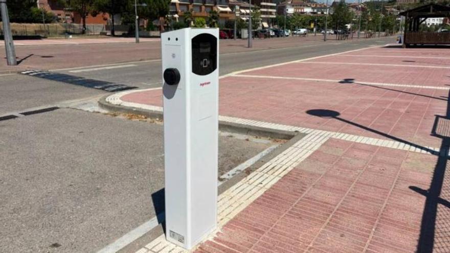 Puig-reig guanya un punt de càrrega per a vehicles elèctrics