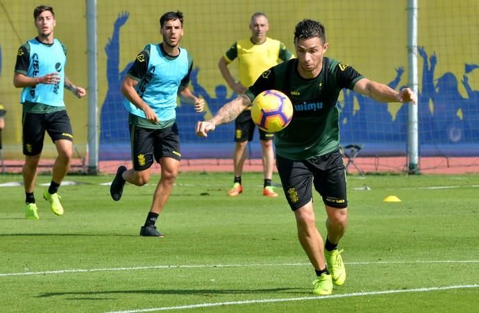 20/11/2018 EL HORNILLO, TELDE. Entrenamiento de ...