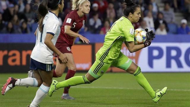 Vanina Correa, durante el partido de Argentina contra Inglaterra.