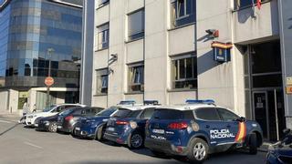 Dos detenidos y tres identificados por la Policía Nacional para atajar una oleada de robos en Langreo