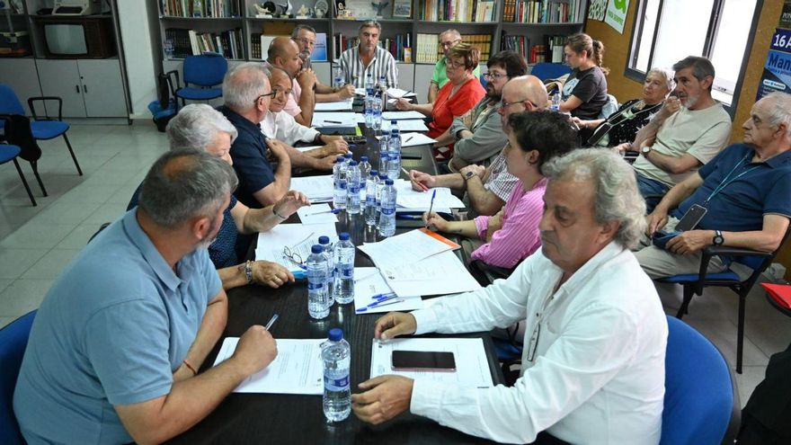 Reunión de los colectivos vecinales gallegos, en Pontevedra.