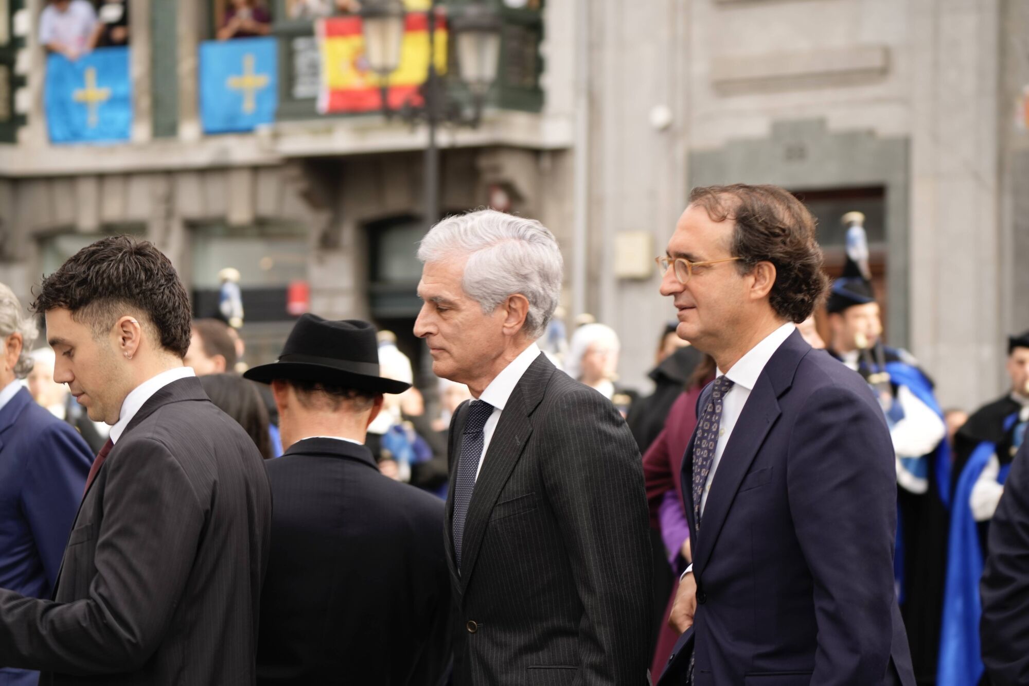 Así fue la llegada de los invitados a los premios "Princesa de Asturias" y su paso por la alfombra azul