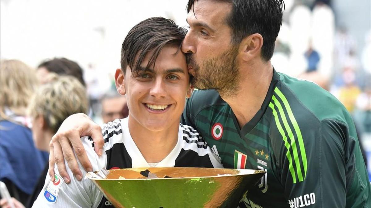 Dybala y Buffon pueden poner rumbo a París