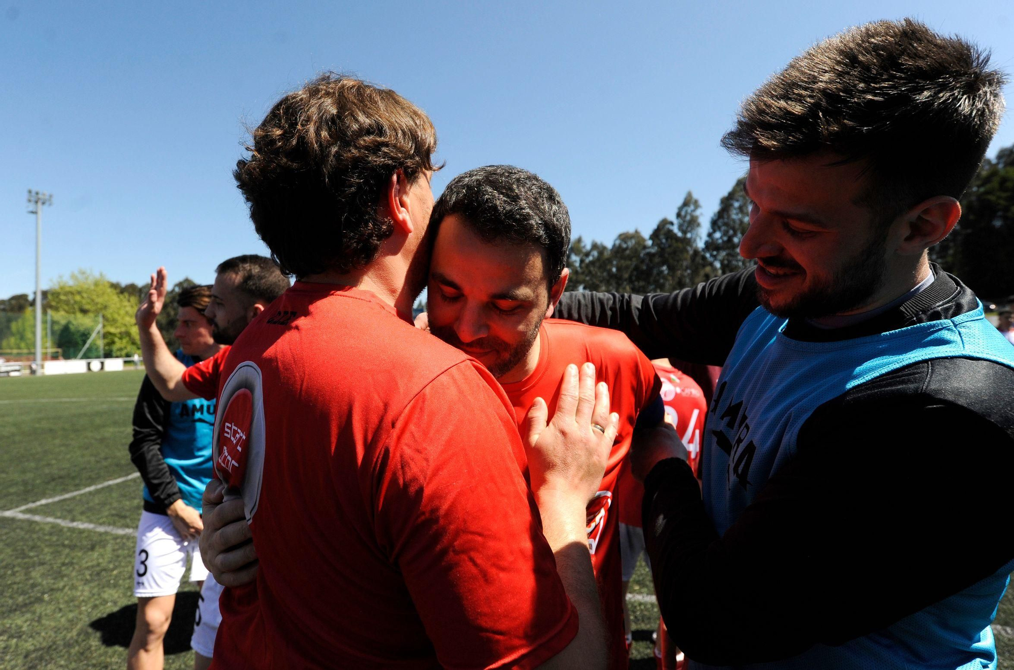 El 'one man club' gallego: Vicente cuelga las botas tras 19 temporadas en el Estradense