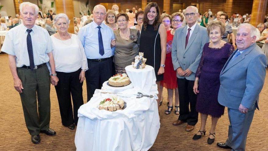 Homenaje al amor con las masivas bodas de oro del próximo jueves