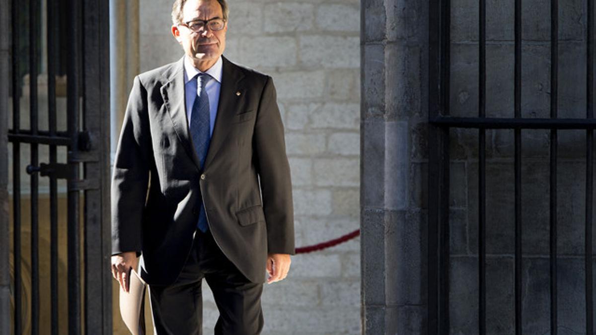 Artur Mas, a su llegada a la reunión del Consell Executiu, ayer.