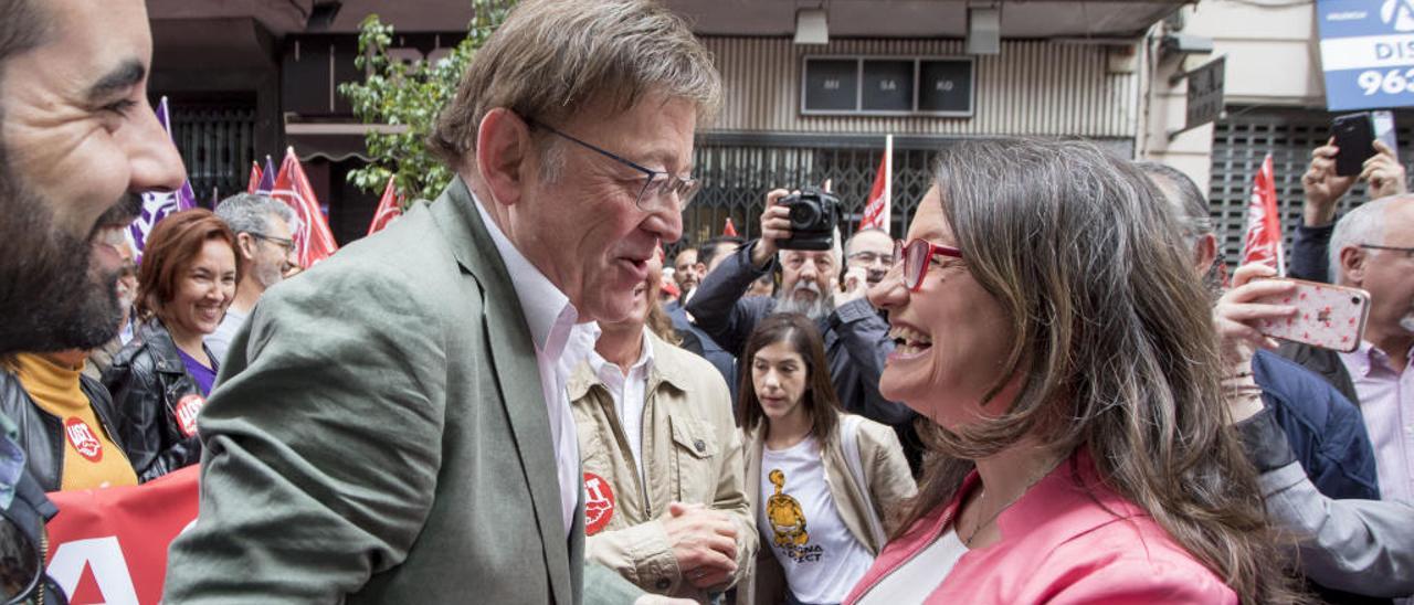 Puig y Oltra, en la manifestación del 1 de mayo, en su único encuentro hasta ayer después de las elecciones.