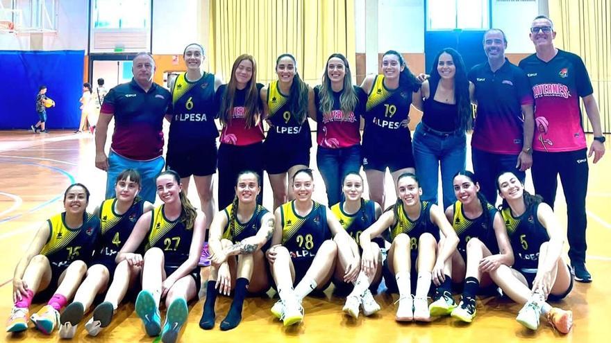 El equipo sénior femenino del CB Tavernes aspira al ascenso a 1ª Nacional