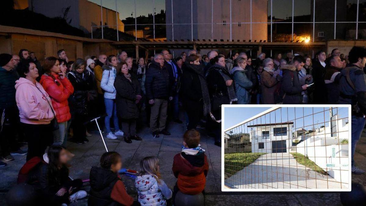 En Baiona, más de 200 personas participaron en un emotivo minuto de silencio frente a la casa consistorial.