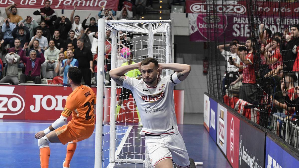 Las imágenes de la derrota de ElPozo Murcia frente al Barcelona en Copa del Rey
