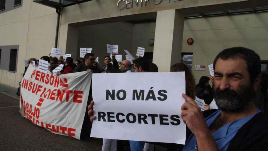 Protesta de los empleados del Virgen del Yermo