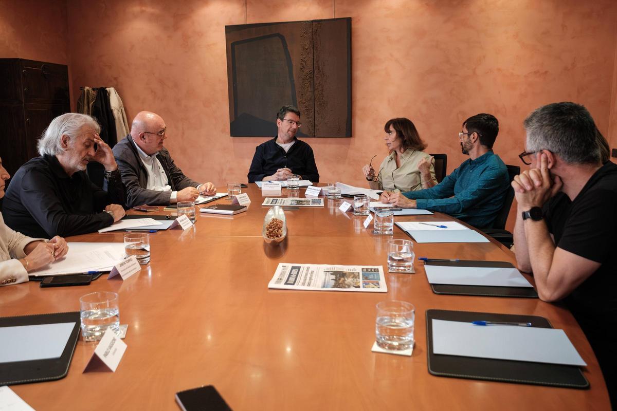 Los participantes, en un momento del debate.
