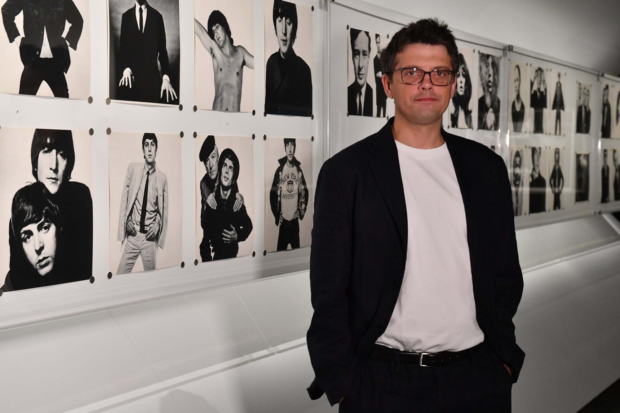 La exposición David Bailey's Changing Fashion abre sus puertas en A Coruña con la Fundación Marta Ortega