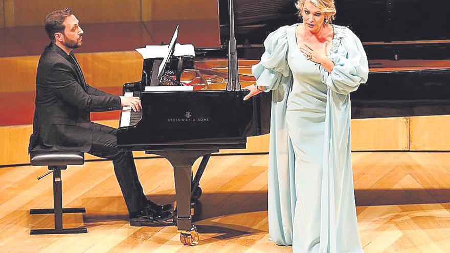 Ainhoa Arteta, durante el recital que ha ofrecido hoy en la sala Mozart.