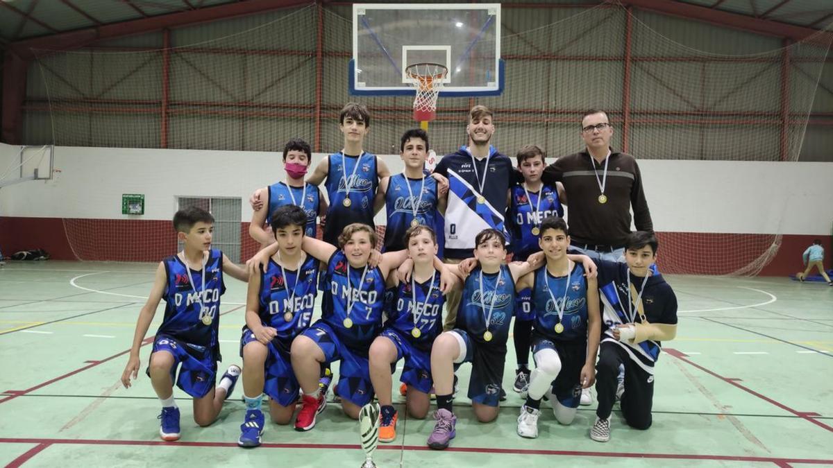 El Club Baloncesto O Meco gana los títulos arousanos de categoría infantil | FARO