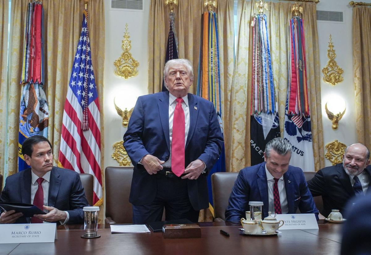 Trump s’acarnissa amb una Europa "en decadència" i els seus líders "dèbils"