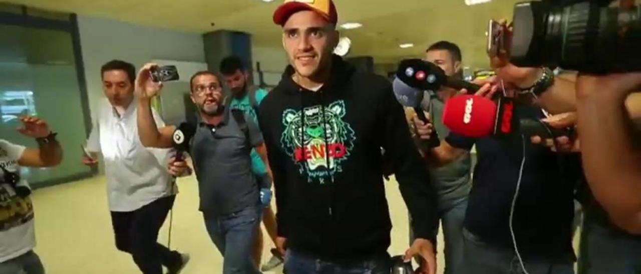 Maxi Gómez aterriza en València