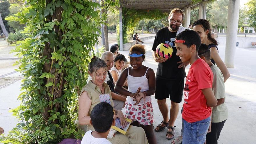 Vacances en pau: Un estiu fora dels camps de refugiats de Tindouf