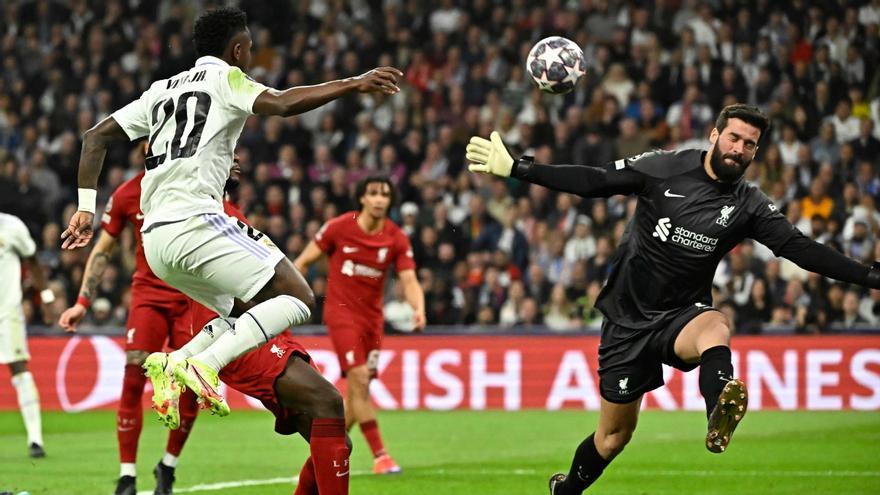 Real Madrid - Liverpool: Las paradas de Alisson