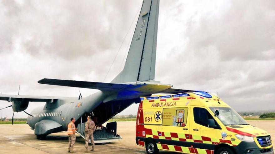 Luftwaffe bringt krankes Kleinkind von Mallorca nach Barcelona