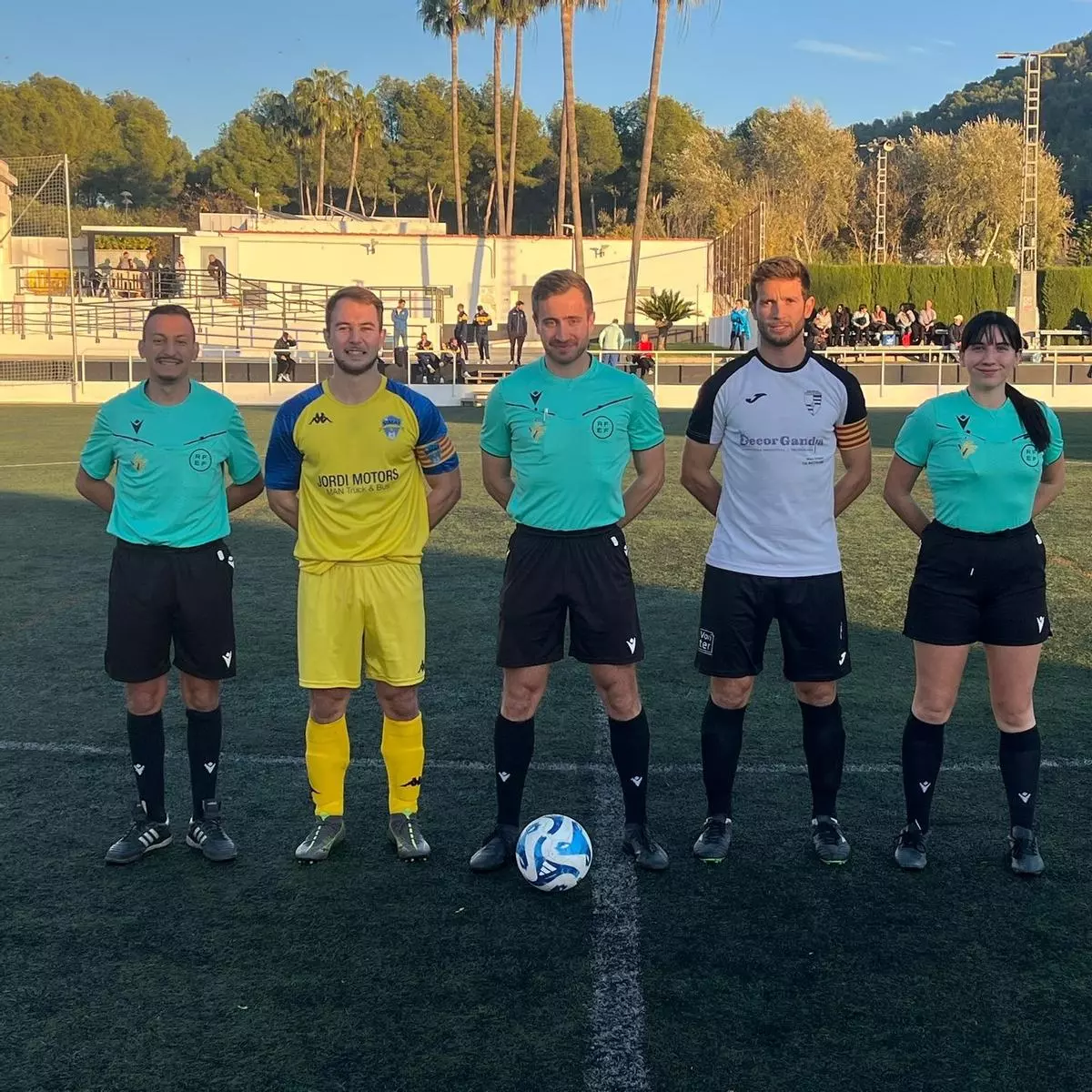 El CF Gandia y el CE la Font d'en Carròs afrontan un derbi de viejos conocidos