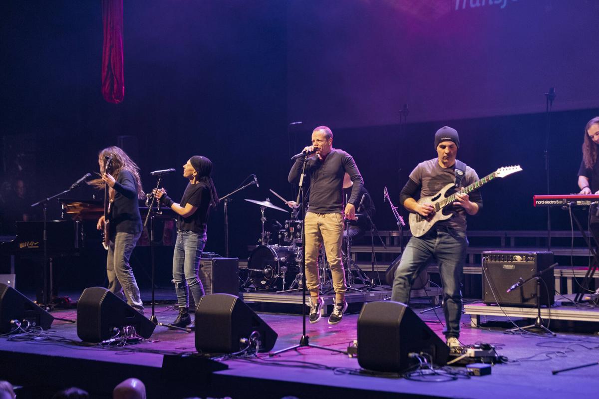 Les millors imatges del concert solidari “Música per canviar el món”