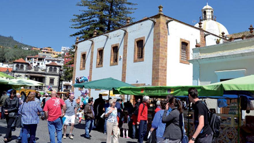 El Mercadillo de Teror celebra su 145 aniversario